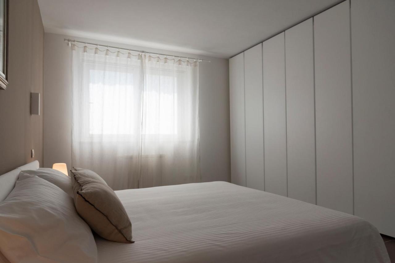 Stardust Guesthouse Аугуста Екстериор снимка